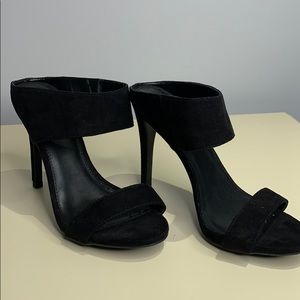 Forever 21 Black Suede Heels